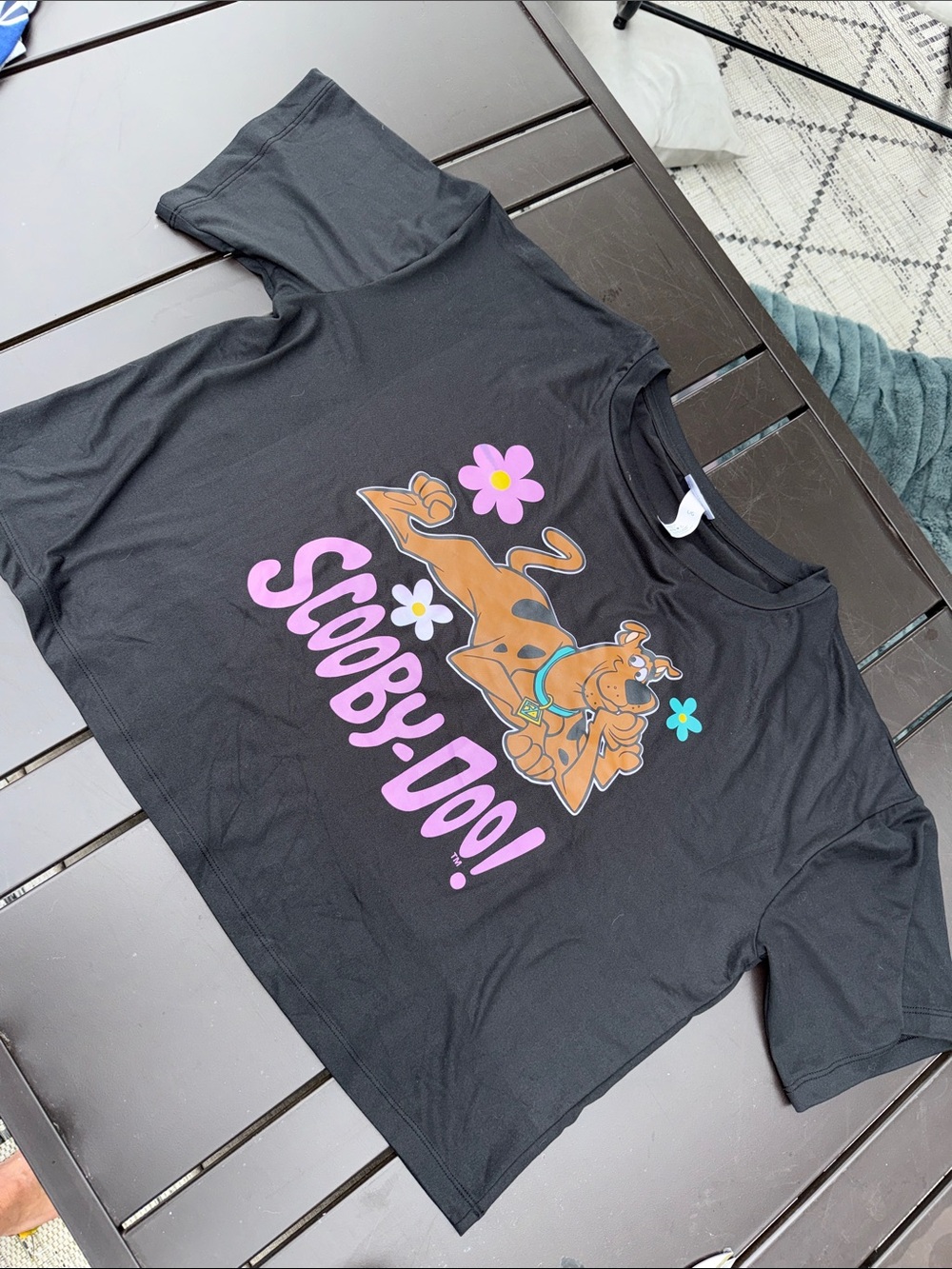 Scooby Doo Black Graphic Tee for Ladies size Lg NWOT